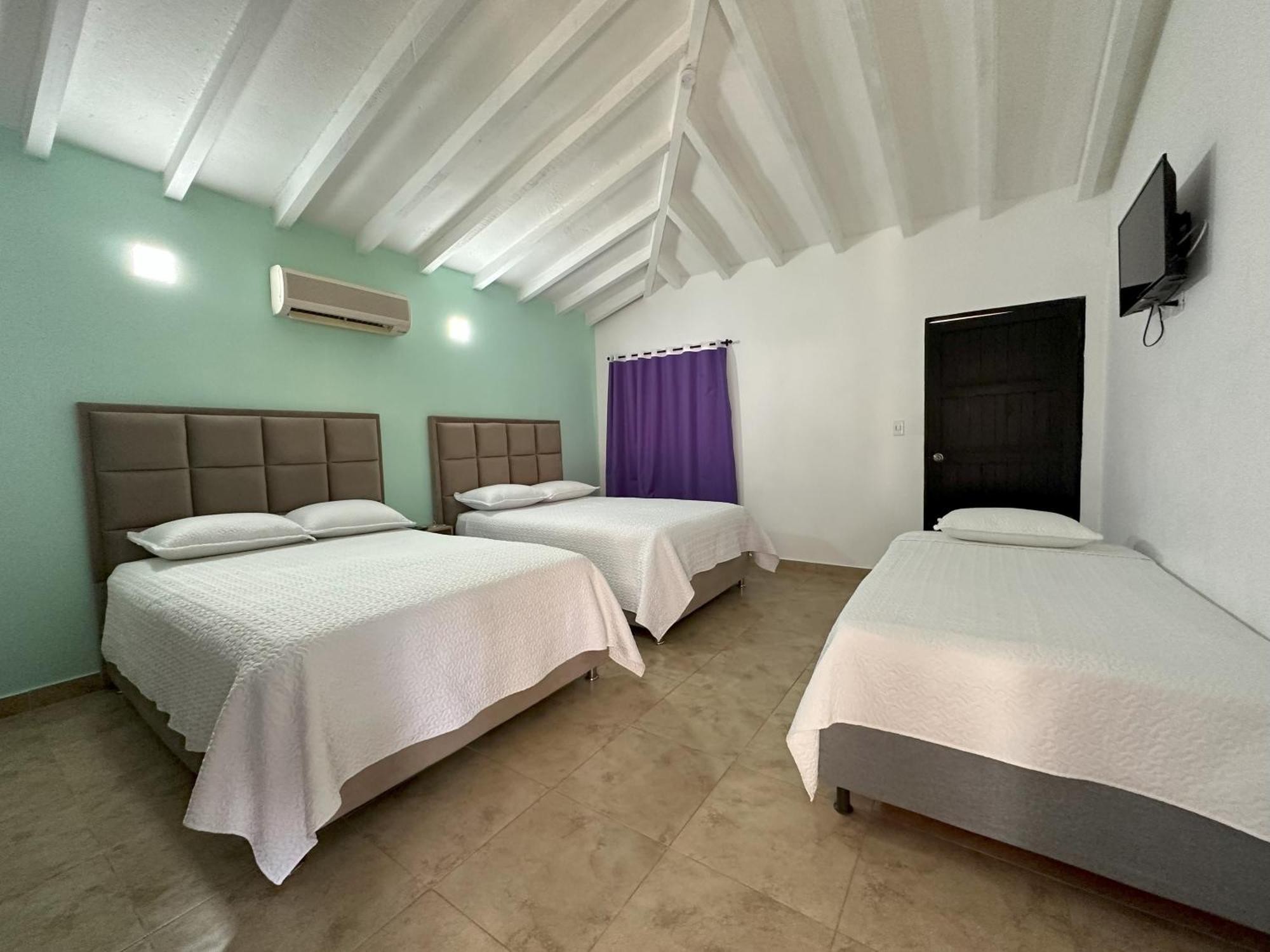 Hotel Los Veleros Santa Marta Екстериор снимка