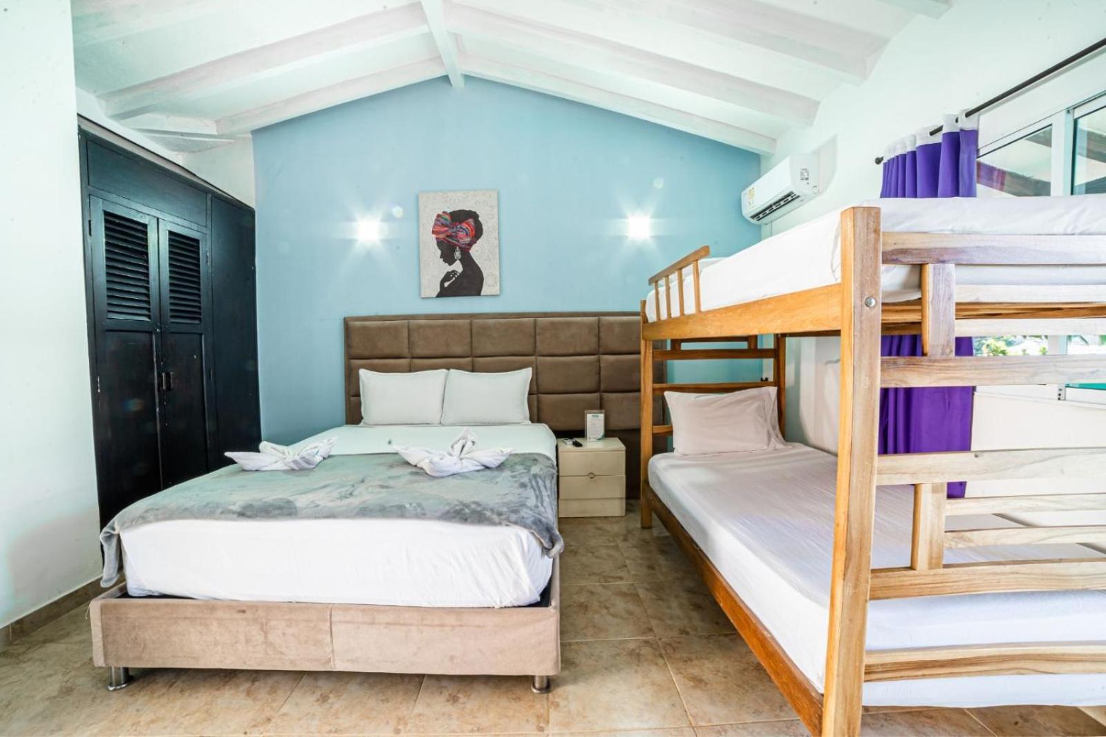 Hotel Los Veleros Santa Marta Екстериор снимка