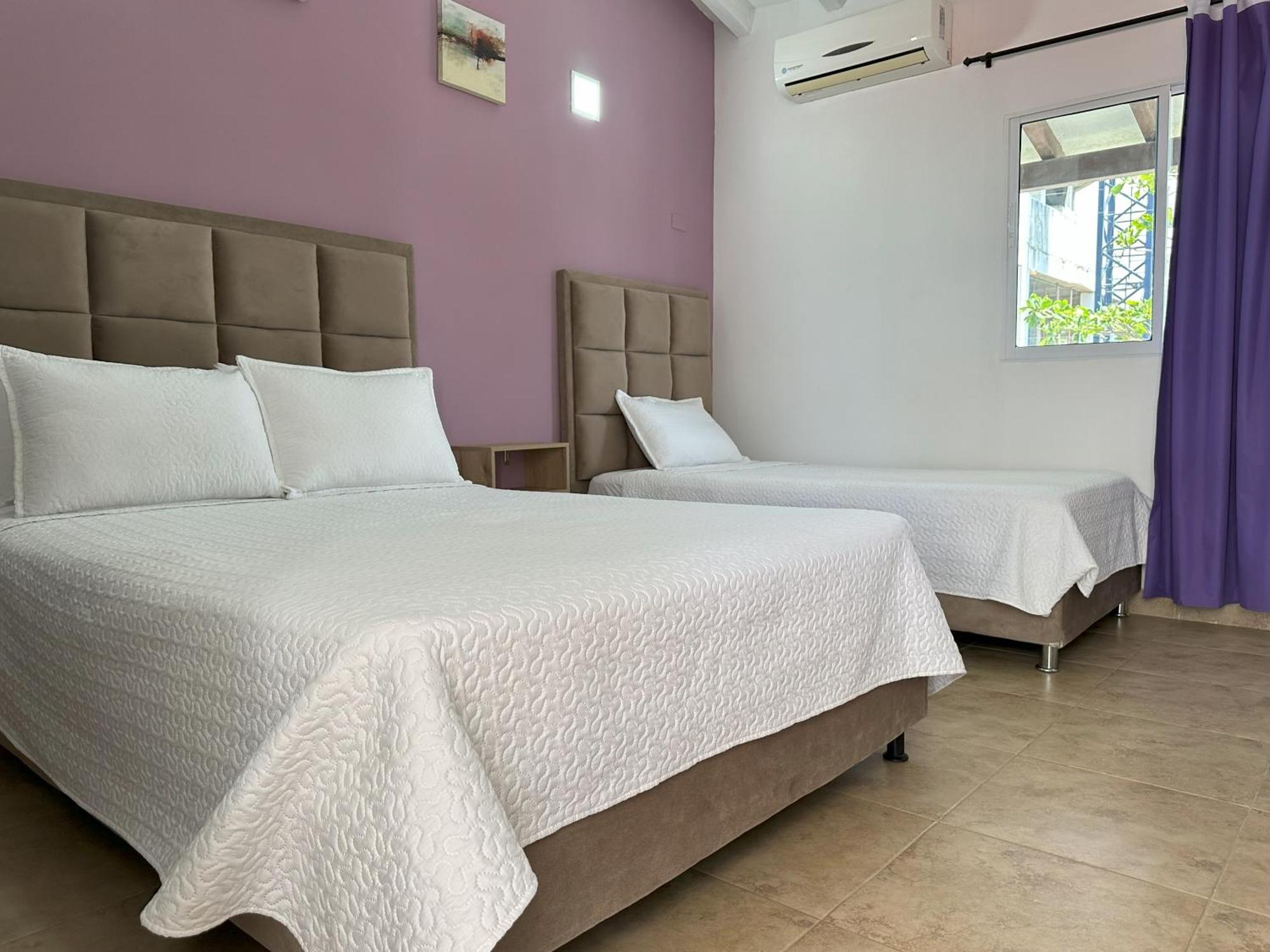 Hotel Los Veleros Santa Marta Екстериор снимка