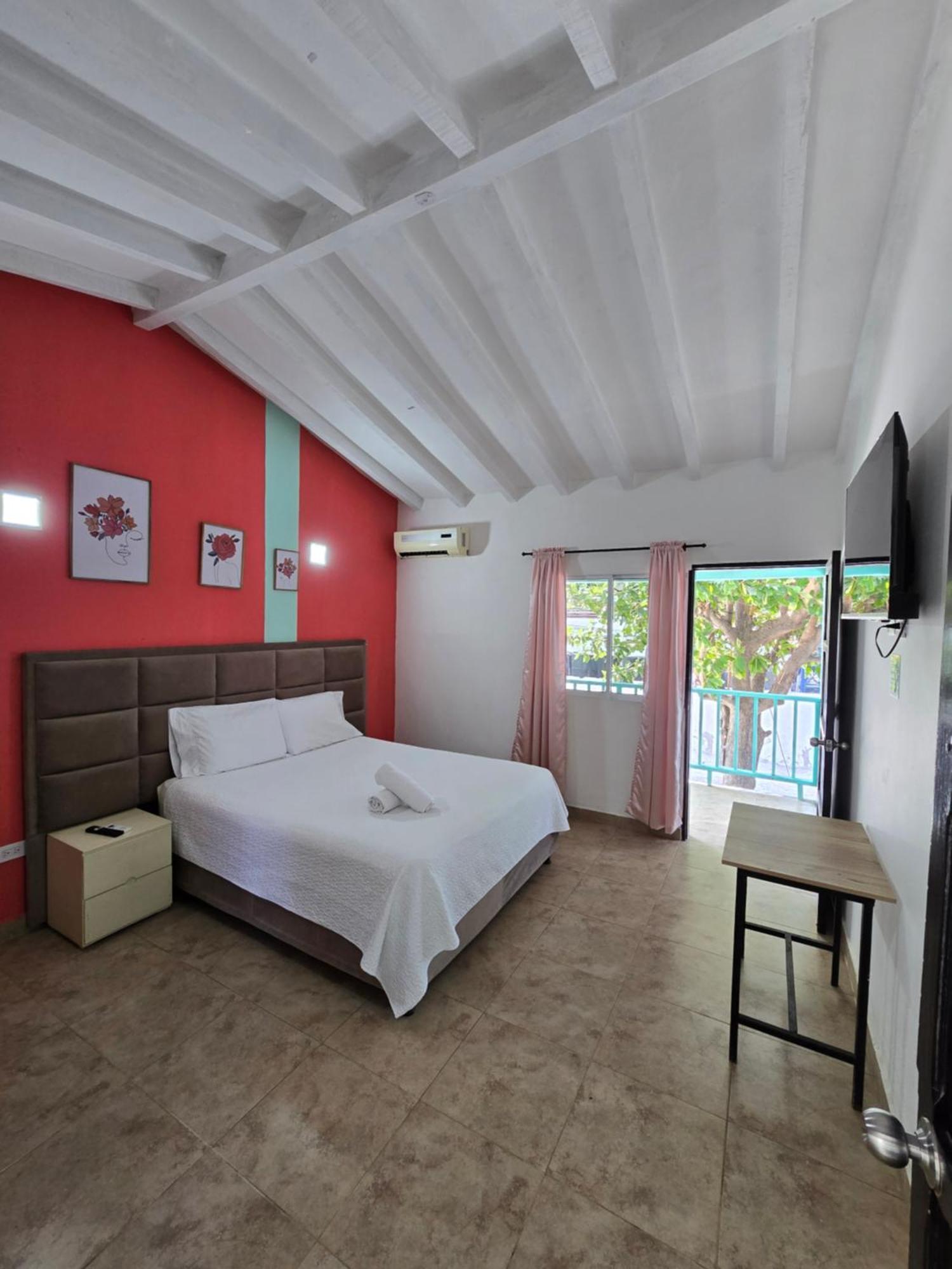 Hotel Los Veleros Santa Marta Екстериор снимка