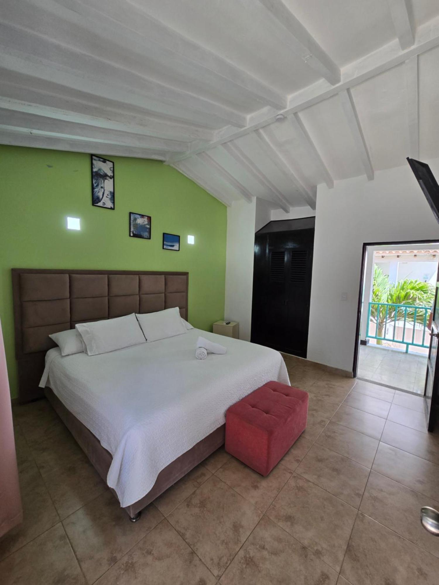 Hotel Los Veleros Santa Marta Екстериор снимка